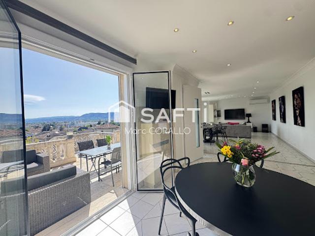 Vente Maison 7 pièces 236 m2 Bourg les valence