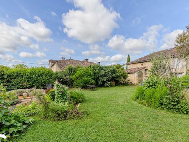 Vente Maison 7 pièces 236 m2 Romagne