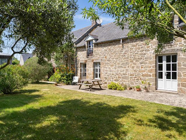 Vente Maison 7 pièces 236 m2 Saint Coulomb