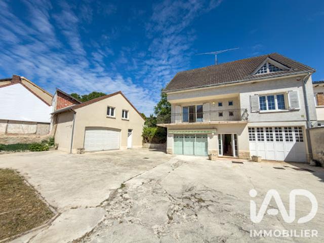 Vente Maison 7 pièces 238 m2 Oger