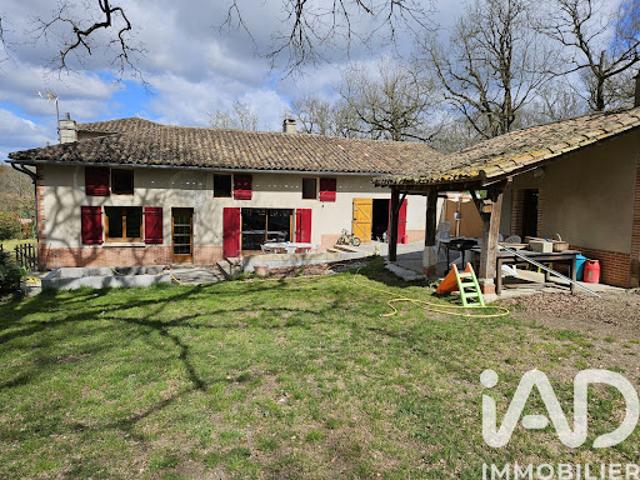 Vente Maison 7 pièces 238 m2 Angeville