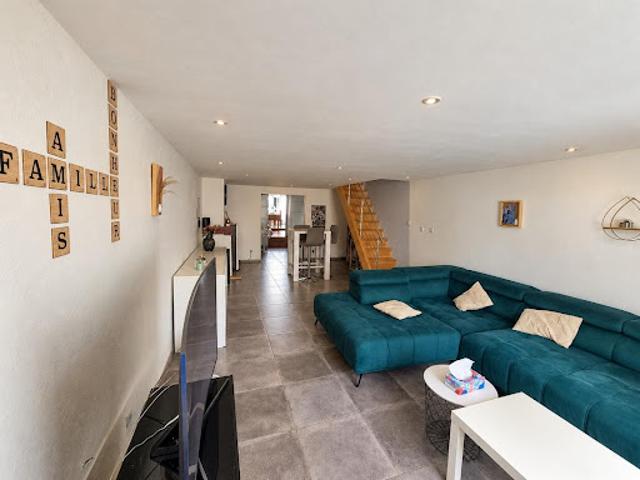 Vente Maison 7 pièces 238 m2 Courcelles Chaussy