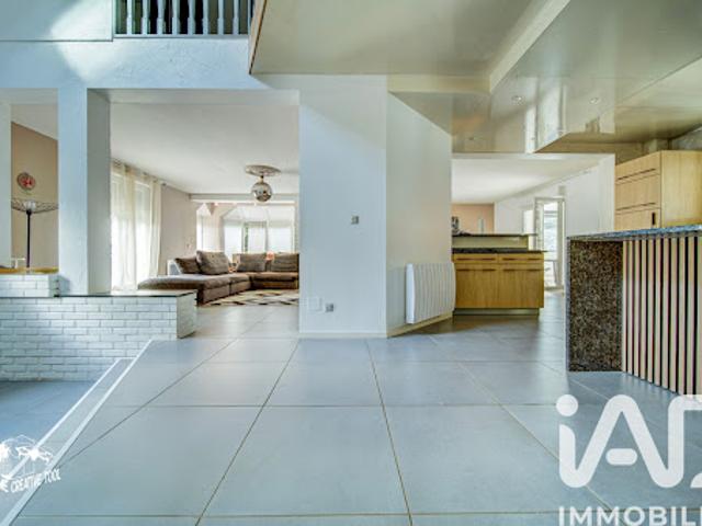 Vente Maison 7 pièces 230 m2 Marly