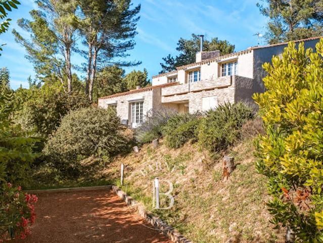 Vente Maison 7 pièces 230 m2 Aubagne