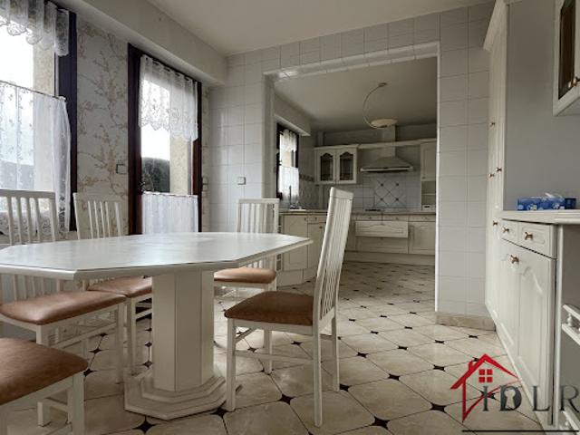 Vente Maison 7 pièces 230 m2 Bourbonne les Bains