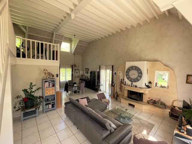 Vente Maison 7 pièces 230 m2 Faremoutiers