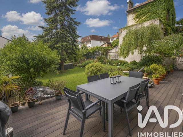 Vente Maison 7 pièces 230 m2 Fontenay sous Bois
