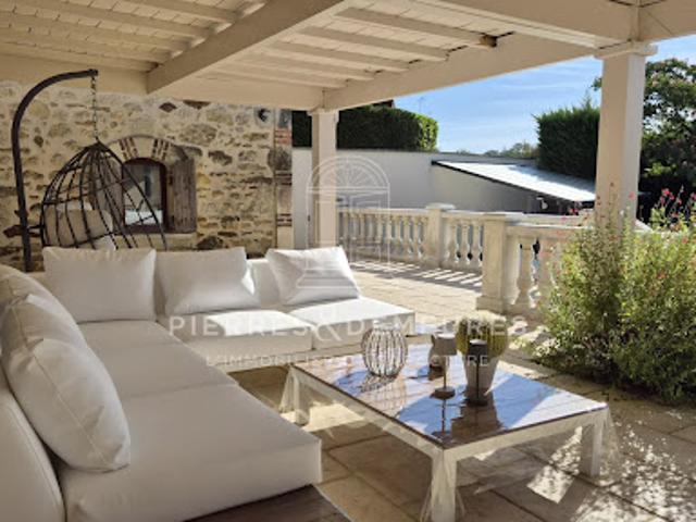 Vente Maison 7 pièces 230 m2 Graçay