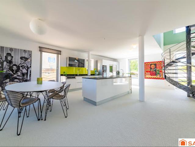 Vente Villa 7 pièces 230 m2 Pange