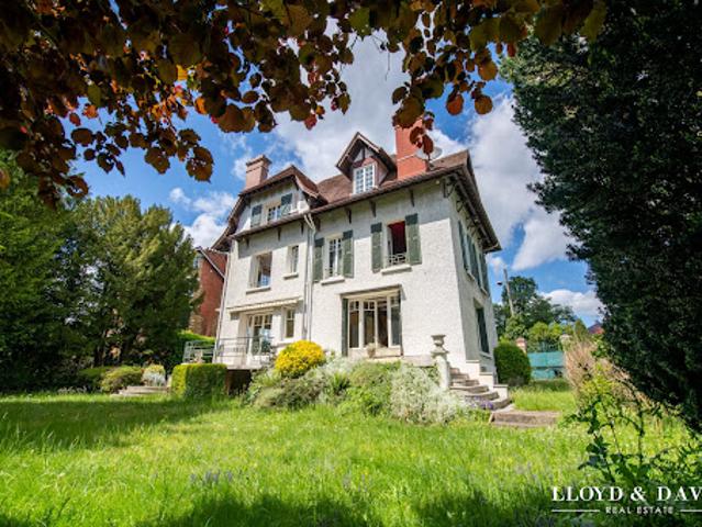 Vente Maison 7 pièces 230 m2 Vaucresson