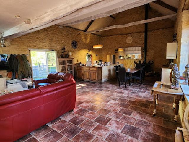 Vente Maison 7 pièces 230.6 m2 Sainte Nathalène