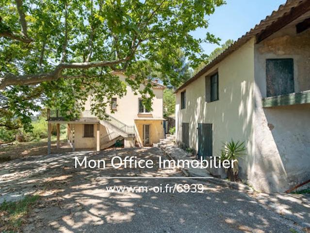 Vente Maison 7 pièces 231 m2 Aix en Provence