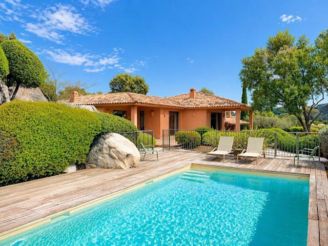 Vente Maison 7 pièces 233 m2 Sainte lucie de porto vecchio