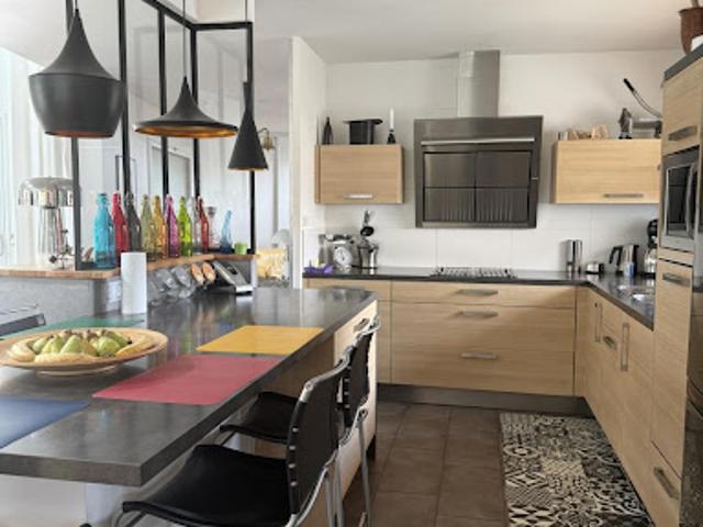 Vente Maison 7 pièces 244 m2 Noyalo