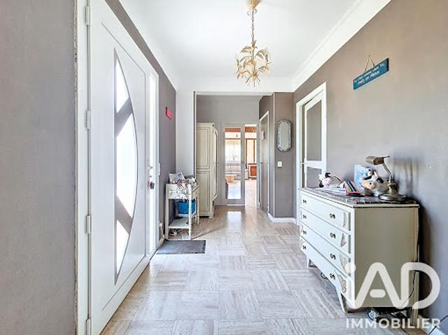 Vente Maison 7 pièces 244 m2 Amfreville la Campagne