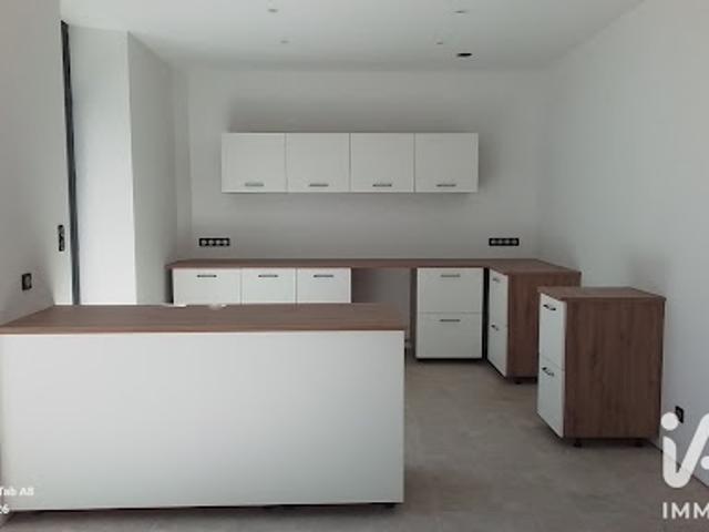 Vente Maison 7 pièces 244 m2 Septfonds