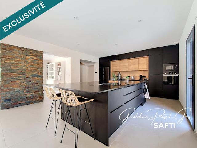 Vente Maison 7 pièces 245 m2 Beaumont les valence