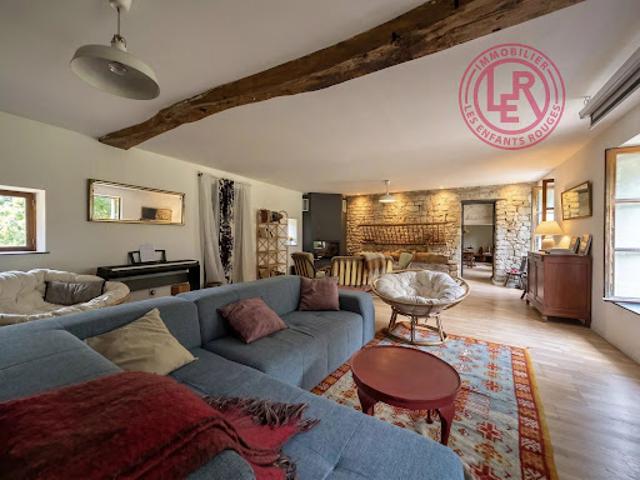Vente Maison 7 pièces 245 m2 Saint Aubin de Courteraie