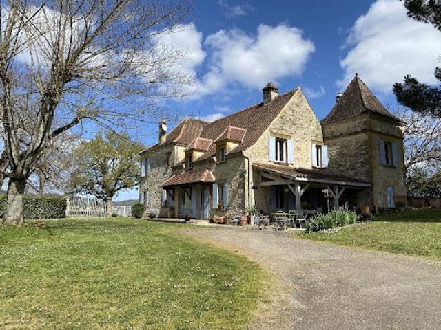 Vente Maison 7 pièces 247 m2 Berbiguières
