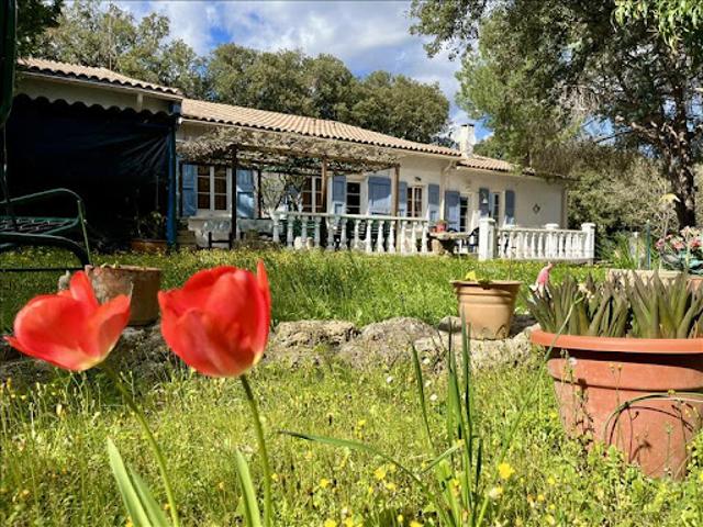 Vente Maison 7 pièces 248 m2 Cabrieres