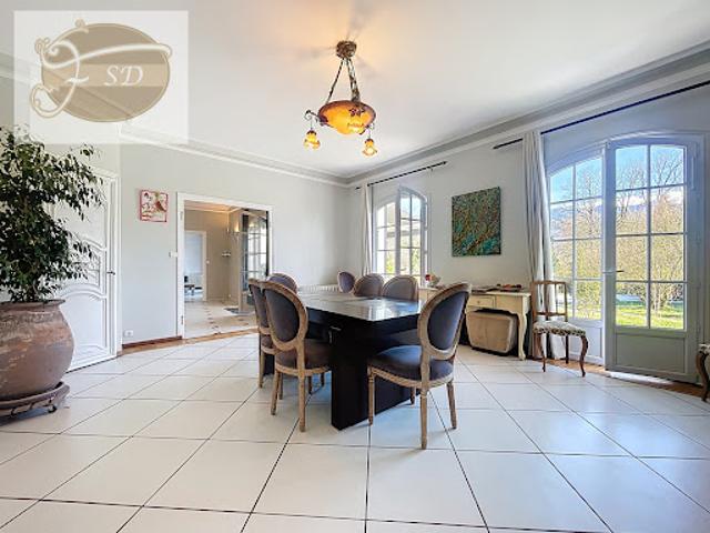 Vente Maison 7 pièces 248 m2 La Terrasse