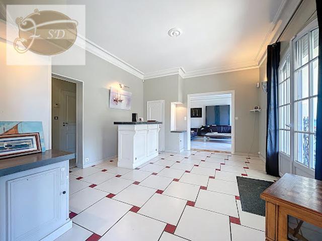 Vente Maison 7 pièces 248 m2 La Terrasse