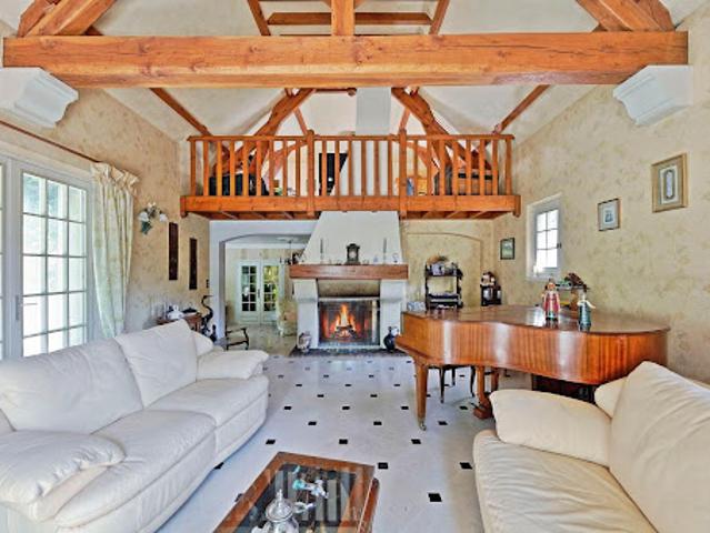 Vente Maison 7 pièces 248.62 m2 Lagny sur Marne