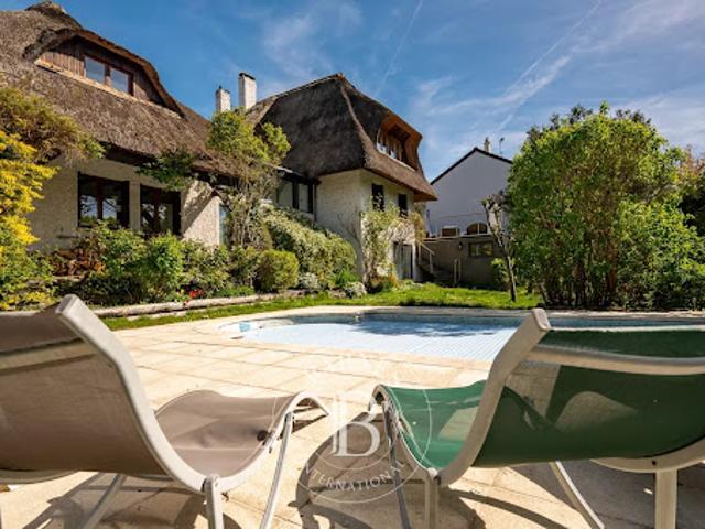 Vente Maison 7 pièces 248.92 m2 Rueil Malmaison