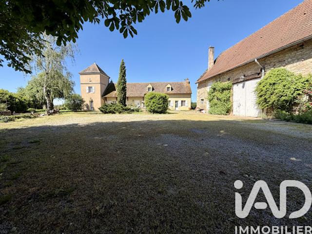 Vente Maison 7 pièces 249 m2 Saint Ambreuil