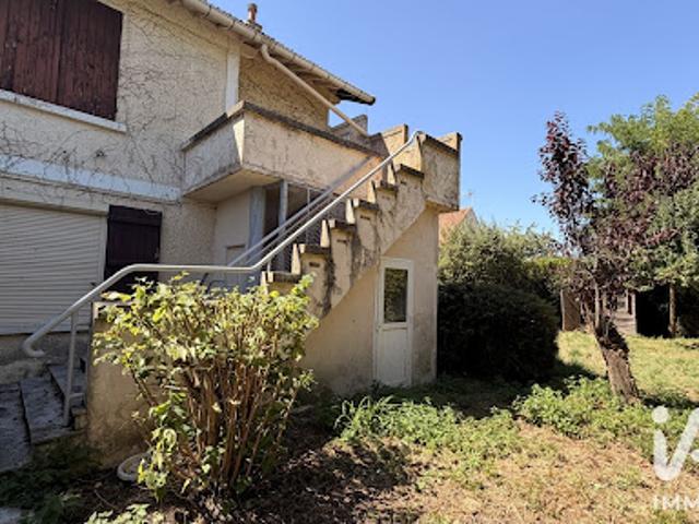 Vente Maison 7 pièces 249 m2 Villeneuve Saint Denis