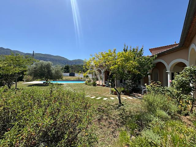 Vente Maison 7 pièces 249.41 m2 Quillan