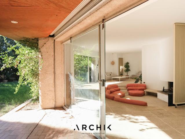 Vente Maison 7 pièces 240 m2 Marseille 8ème