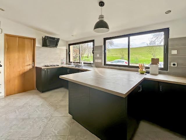 Vente Maison 7 pièces 240 m2 Montayral