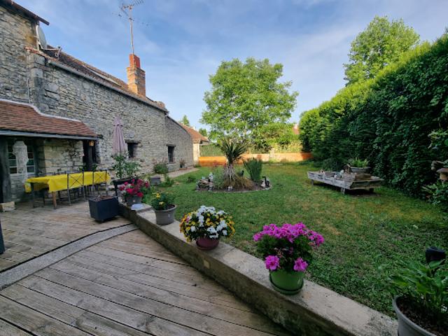 Vente Maison 7 pièces 240 m2 Ondreville sur Essonne