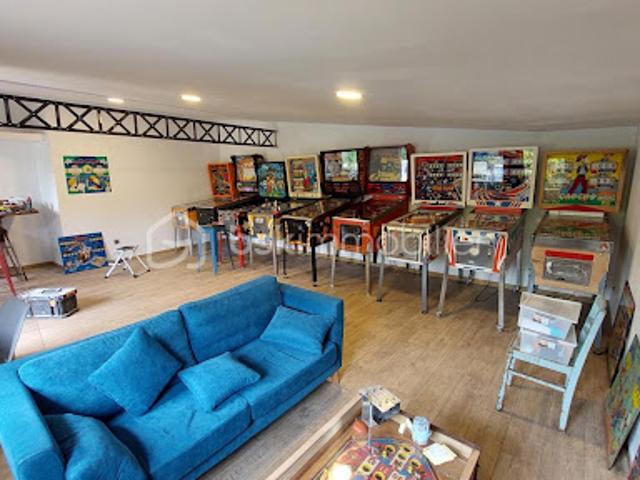 Vente Maison 7 pièces 240 m2 Ames