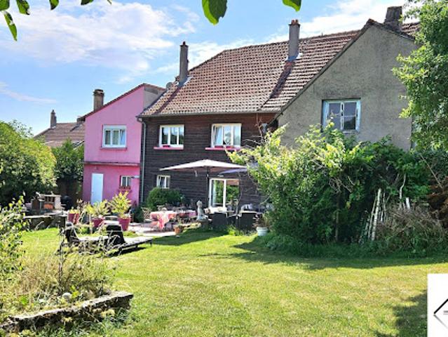 Vente Maison 7 pièces 240 m2 Berthelming