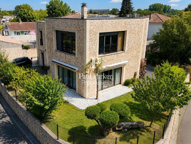 Vente Maison 7 pièces 240 m2 Floirac