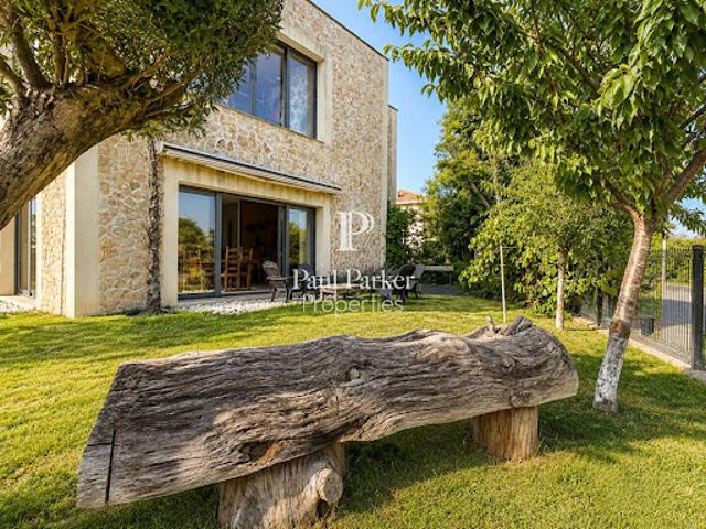 Vente Maison 7 pièces 240 m2 Floirac