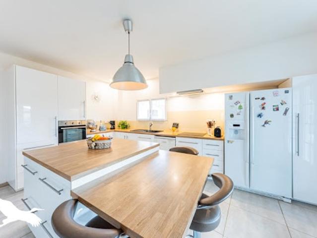 Vente Maison 7 pièces 240 m2 Francon