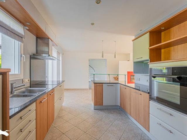 Vente Maison 7 pièces 240 m2 Luynes