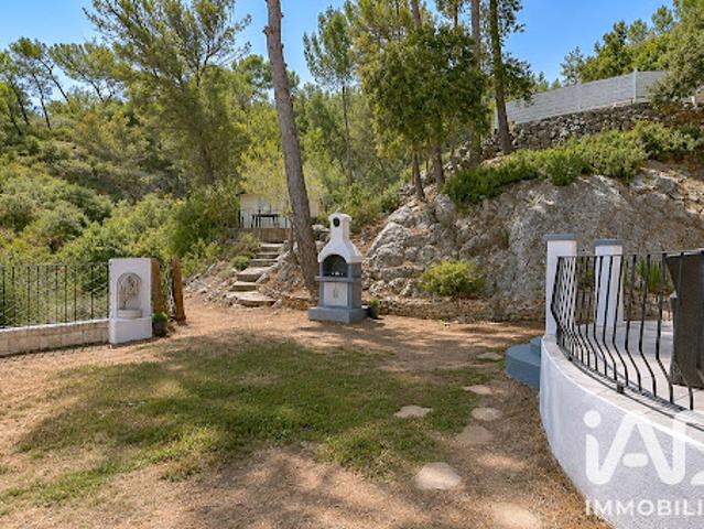Vente Maison 7 pièces 240 m2 Peypin