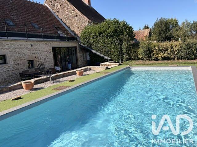 Vente Maison 7 pièces 240 m2 Saint Micaud