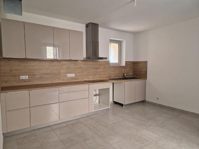 Vente Maison 7 pièces 240 m2 Saint Jean de Buèges