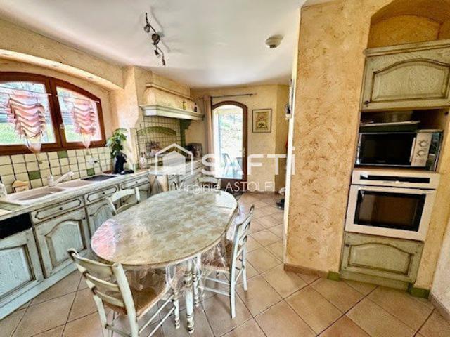 Vente Maison 7 pièces 240 m2 Saint Lys