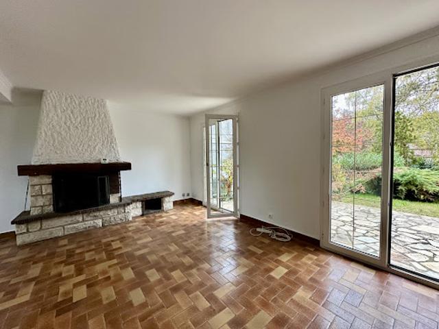 Vente Maison 7 pièces 240 m2 Saint Sauveur sur Ecole
