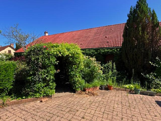 Vente Maison 7 pièces 240 m2 Saulieu