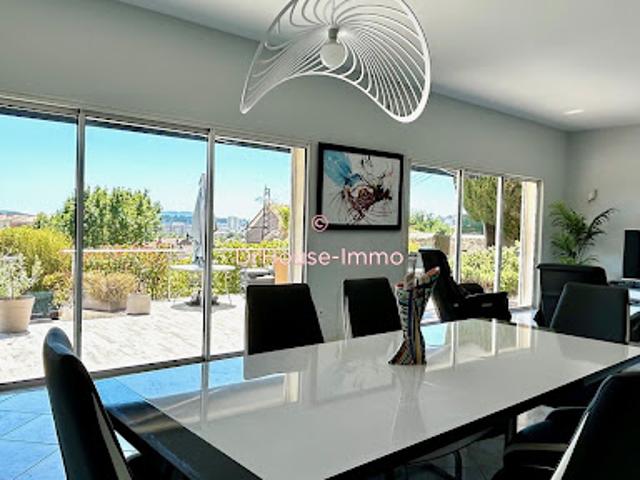 Vente Maison 7 pièces 240 m2 Toulon