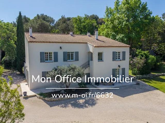 Vente Maison 7 pièces 241 m2 Aix en Provence