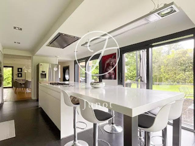 Vente Maison 7 pièces 241.8 m2 Gruson