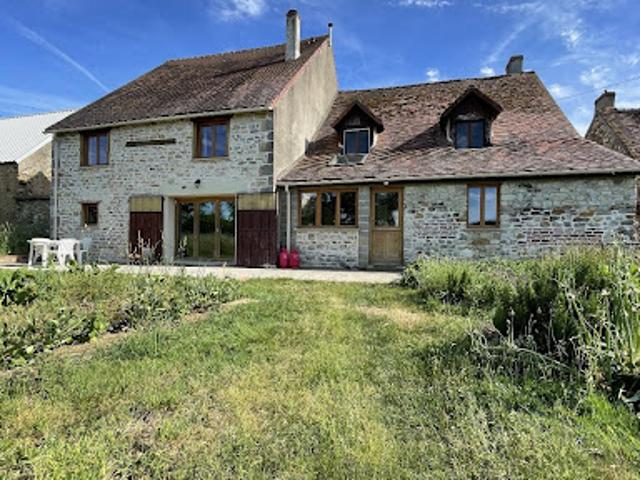 Vente Maison 7 pièces 242 m2 Lignac